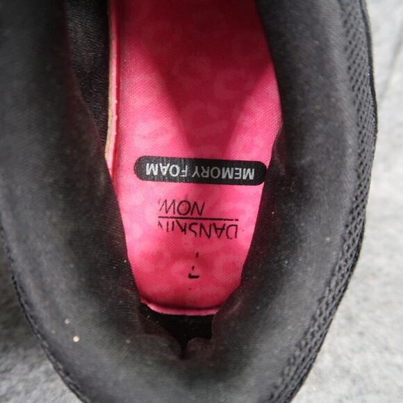 Danskin Now Shoes Womens 7 Sneaker Slip On Athletic Casual Comfort Walking Black - Picture 9 of 12